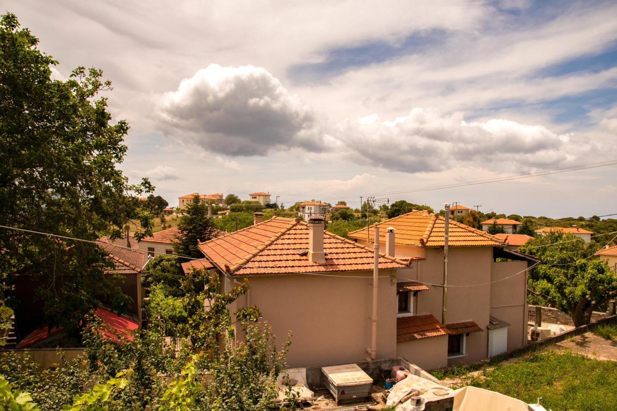La Casa De Vacation Villa Lafkos Exterior photo